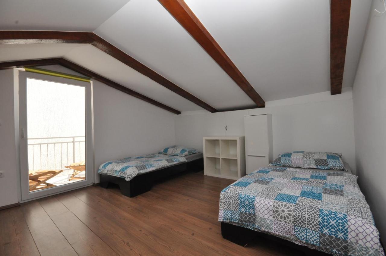 New Lux Apartman Kala โปเรช ภายนอก รูปภาพ