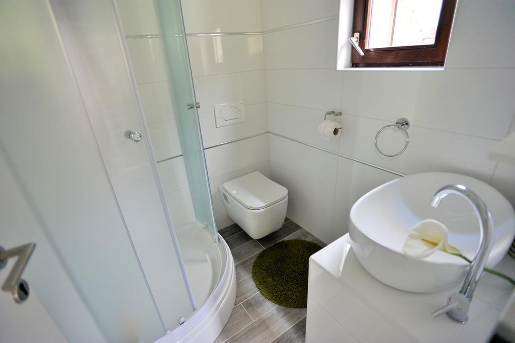 New Lux Apartman Kala โปเรช ภายนอก รูปภาพ